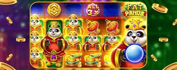 Shwe Khit Myanmar Online Gaming Platform ကစားသူများ ဂိမ်းလော်ဘီတွင် ဝင်ရောက်ကစားနေသောမြင်ကွင်း